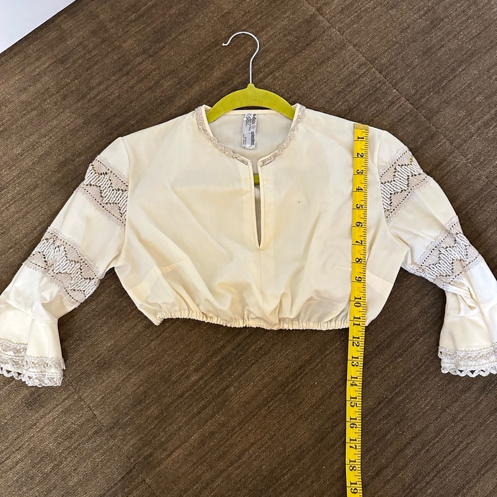 Vintage 60s boho crop top